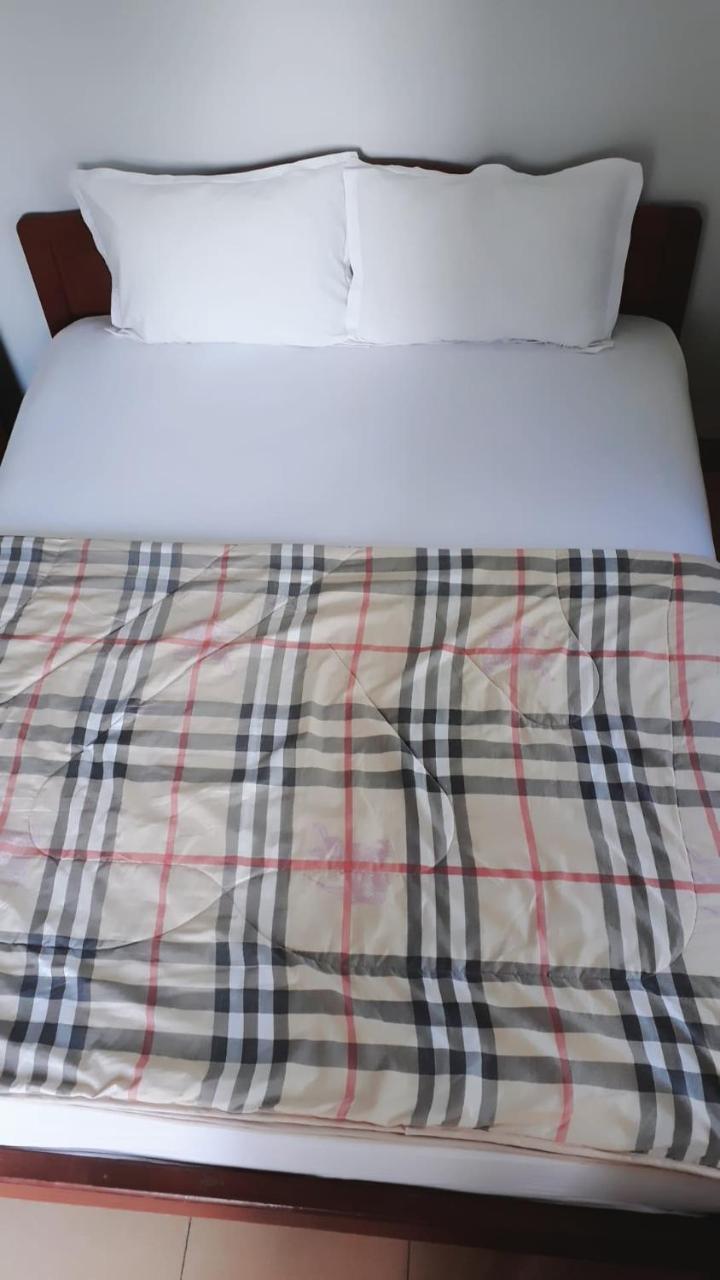 Phong Lan Guesthouse Хуе Екстериор снимка